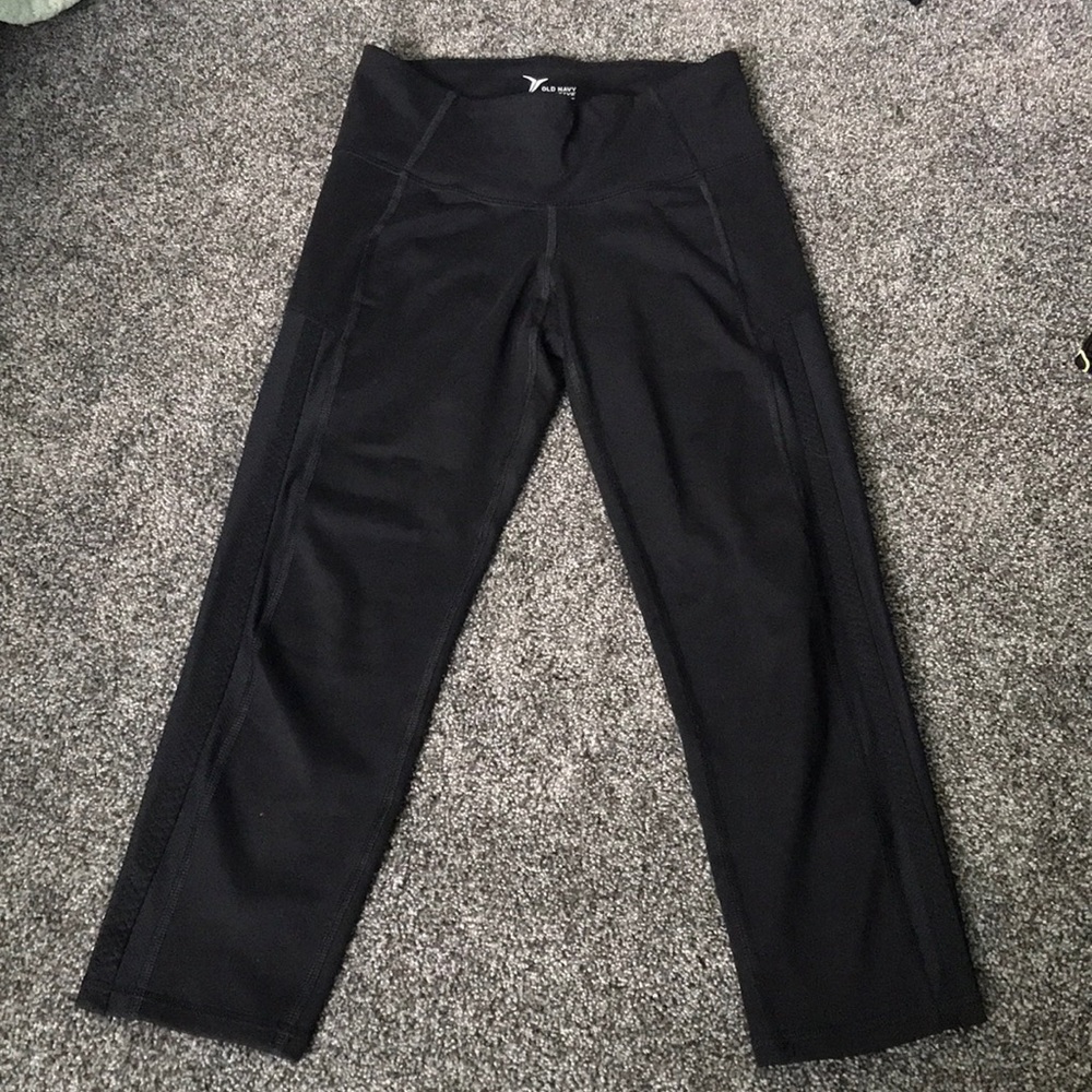 Black old navy leggings